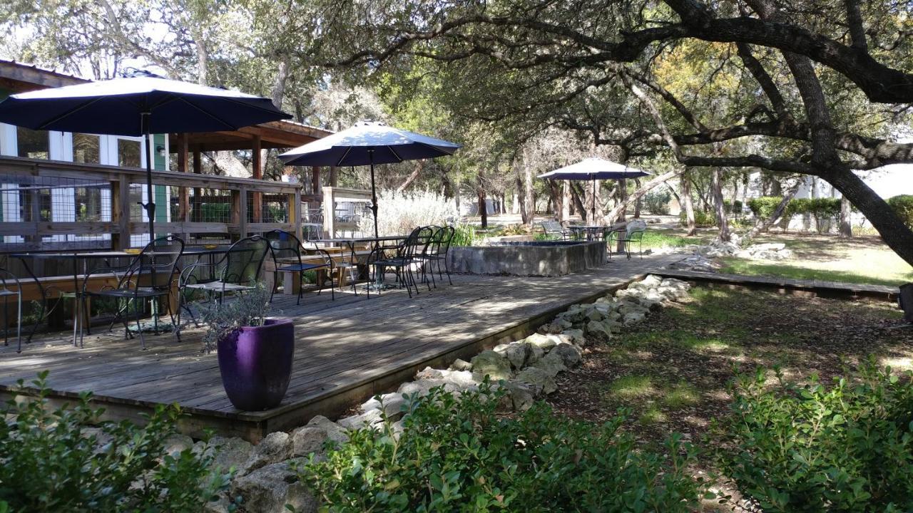 Wimberley Inn & Bar Екстер'єр фото