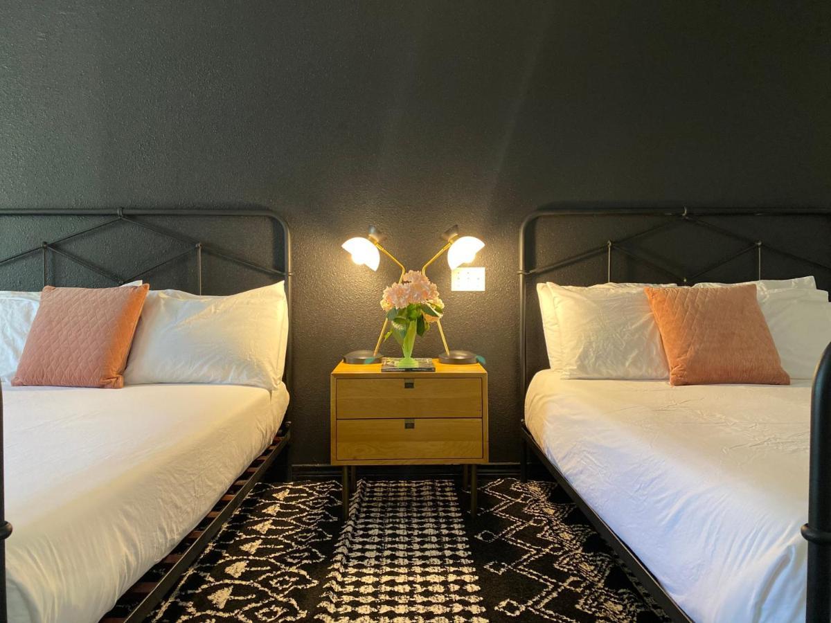 Wimberley Inn & Bar Екстер'єр фото